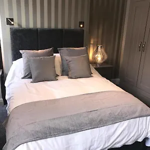 Hotel Lil's On The Waterfront, York